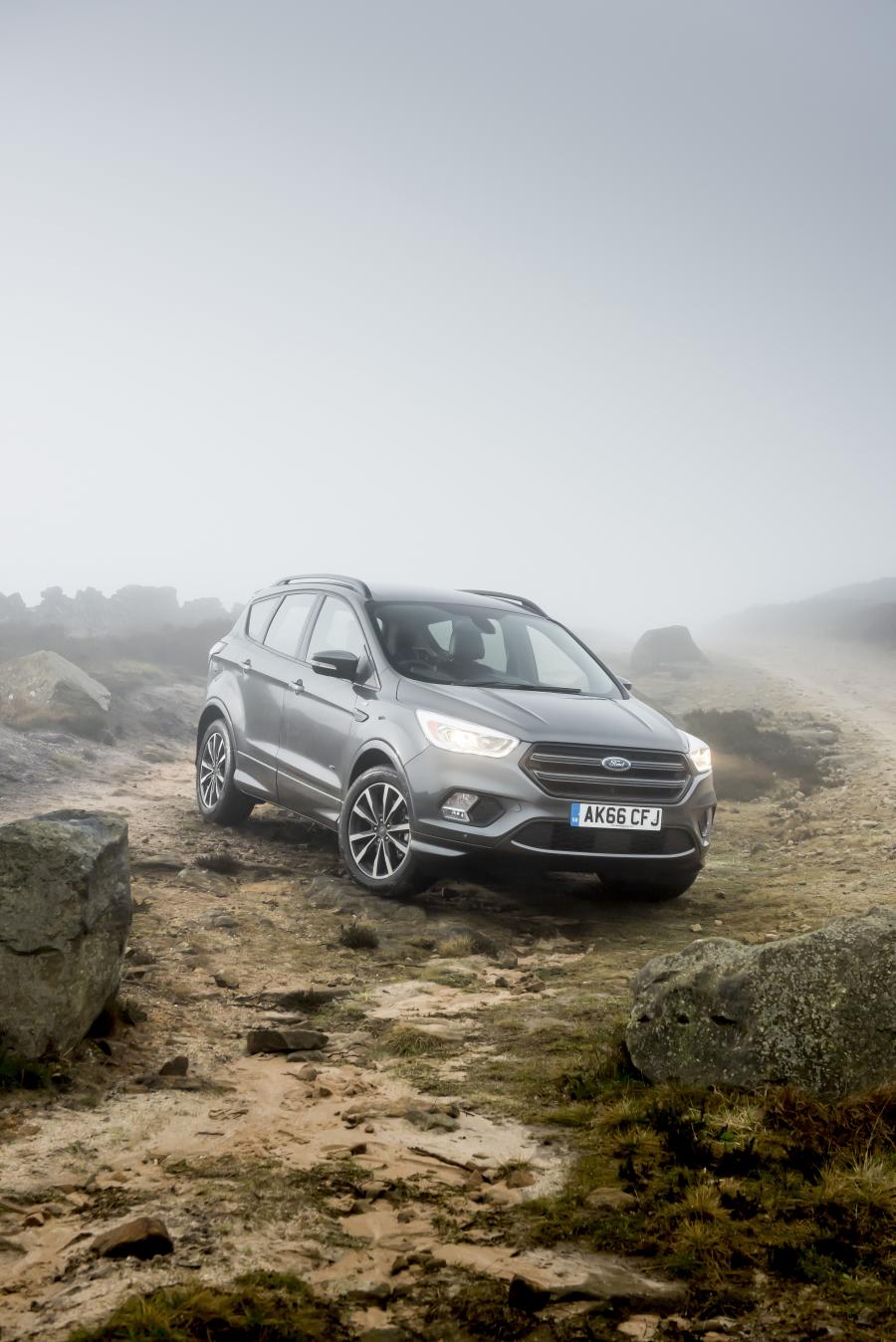  Ford Kuga ST-Line 2017 года  (UK) (фото 33 из 63)